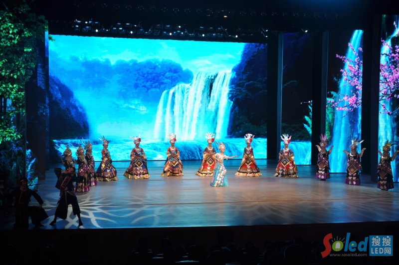 ���_(t��i)���U��