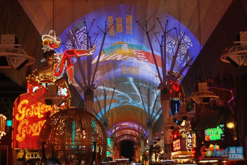 ��˹�S��˹