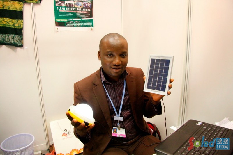 �ɔyʽС��̫�(y��ng)�ܰl(f��)��c LED ���߽M SunKing Pro