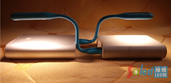 小米隨身LED燈實(shí)拍圖