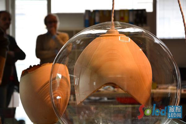 “teca” LED燈第一個(gè)原型
