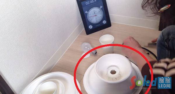 ���E5���ڼ����ײ��_(k��i)һ��(g��)�������M(j��n)���ݵ�ȱ��