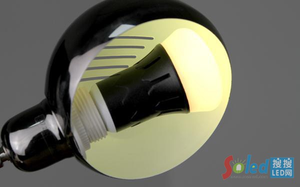 �������ܟ���X-Light�@ʾ�Sɫ