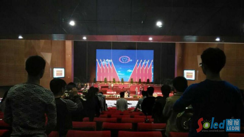 �F��é�_���F��Y��