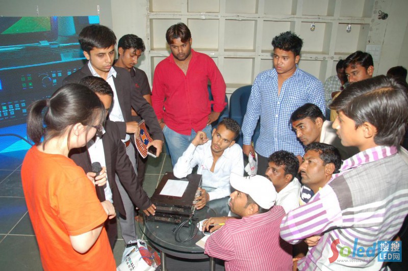 �aƷ���H������Ӗ