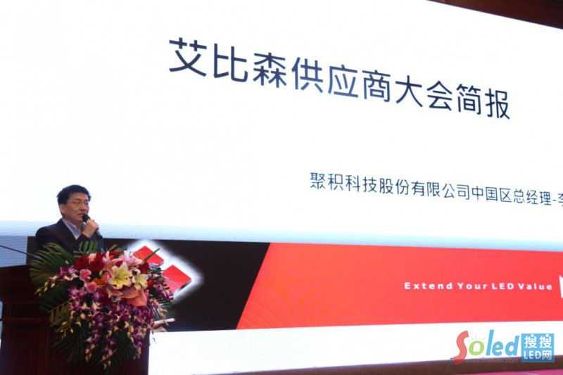 ���}���v