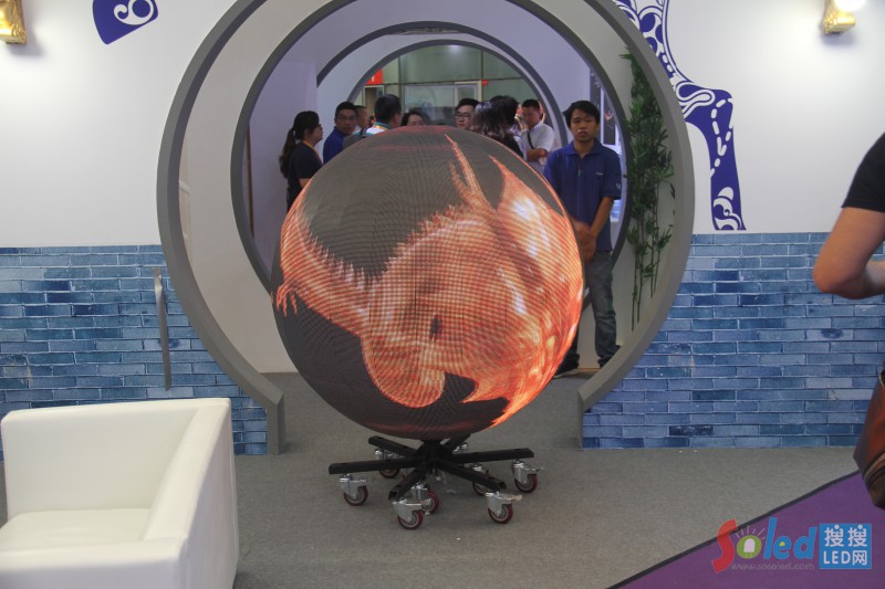 ����չ��������