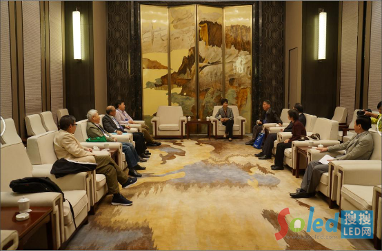 LED����(y��ng)朴��(hu��)��(hu��)�h��(b��o)��