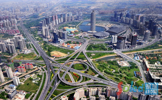 �Rˇ�r���V��ǧƽ��LED�����殐����Ļ