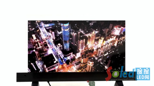 ���@��늳ɹ��c(di��n)��TFT���o߅��Micro LEDƴ�����w